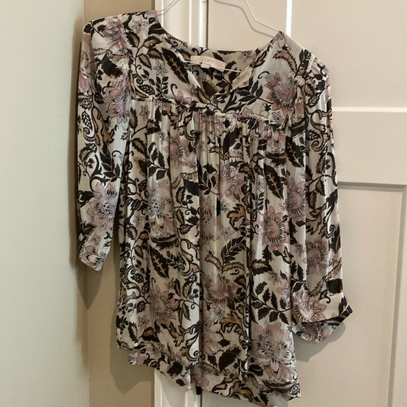 Loft blouse - beautiful colors and pattern. - Picture 1 of 3